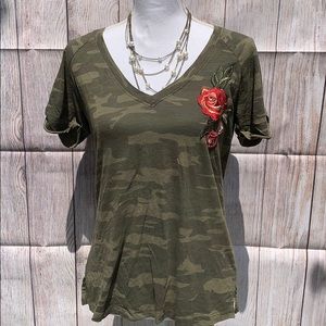 Super cute Sanctuary camo, embroidered rose tee